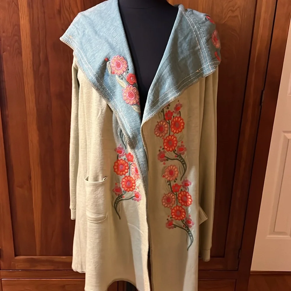 paparazzi Sage Green Hooded Embroidered Cardigan with Pink Floral Accents - Picture 4 of 11